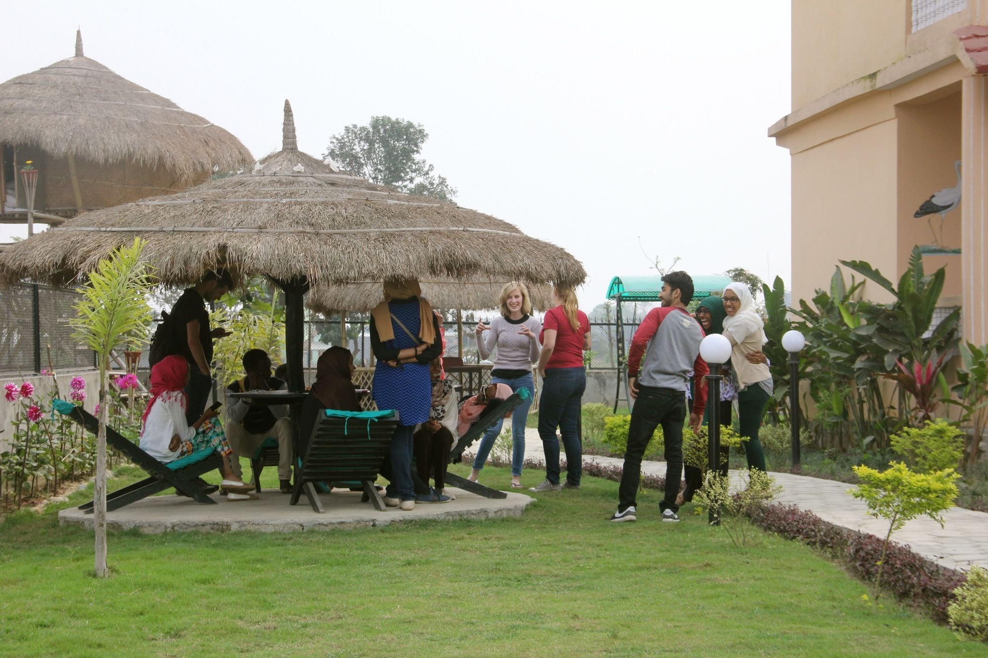 Motherland Resort Sauraha Exterior foto
