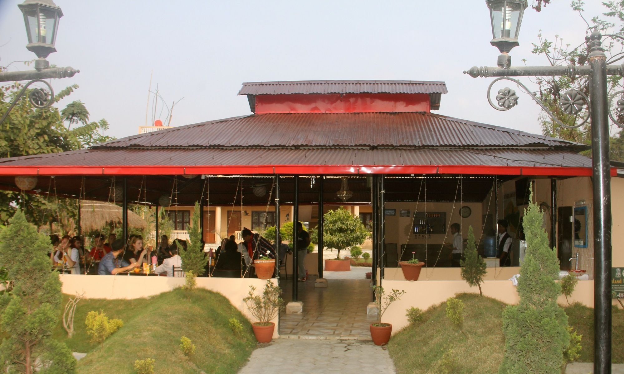Motherland Resort Sauraha Exterior foto